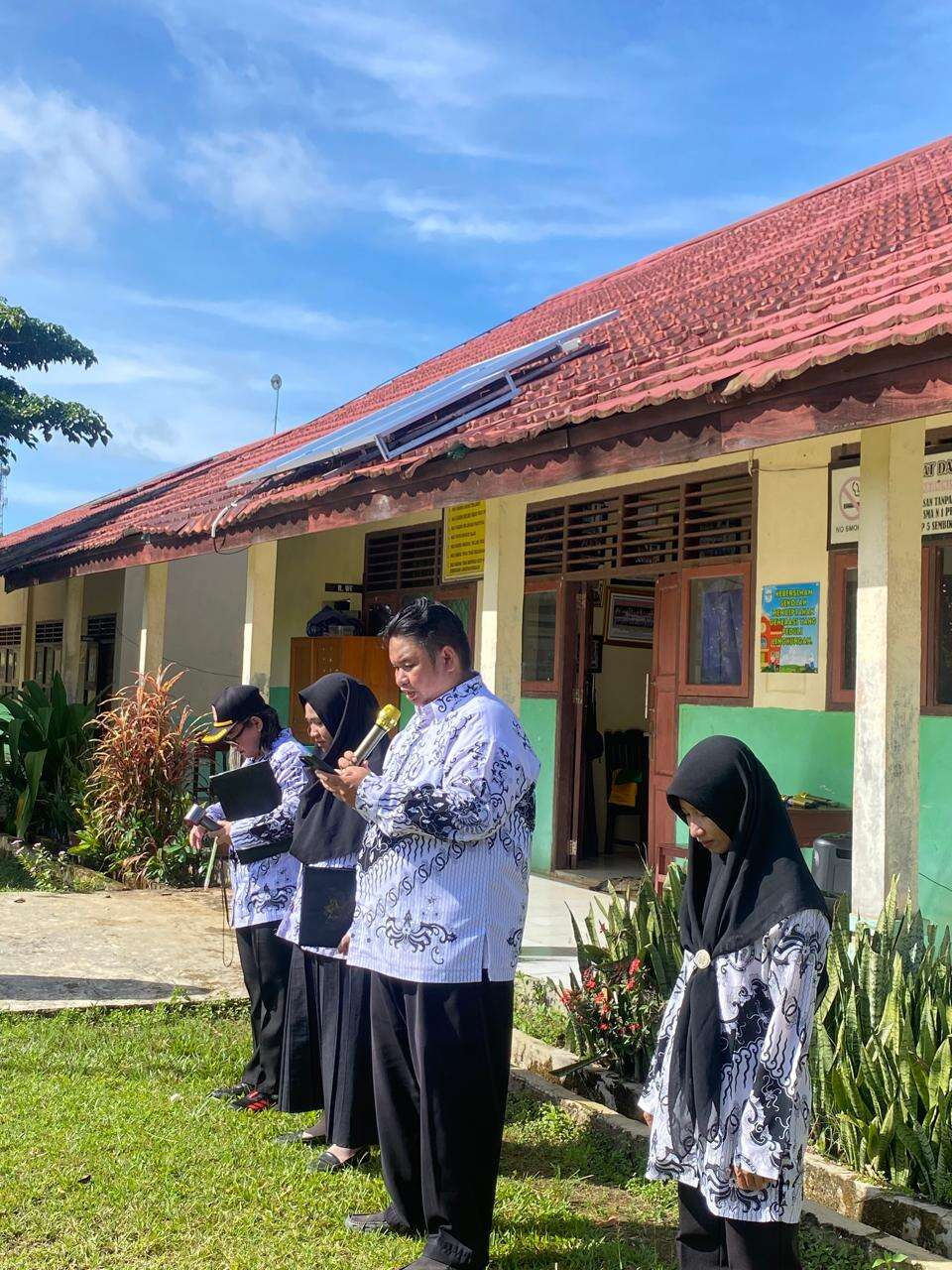 Upacara HGN  SMAN 1 Permata Kecubung Tahun 2025